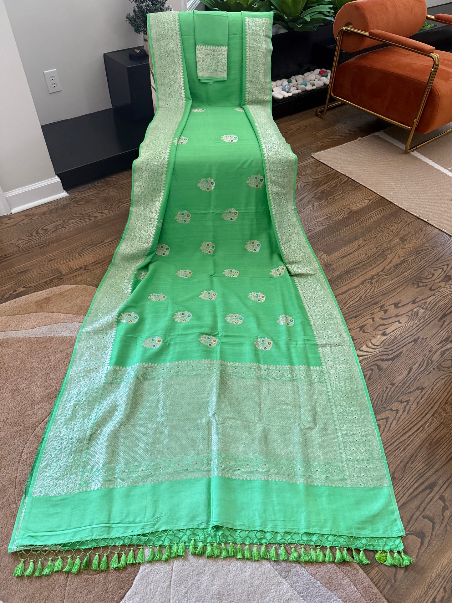 Kaduwa butta Tusser Banarasi Saree - Seafoam Green