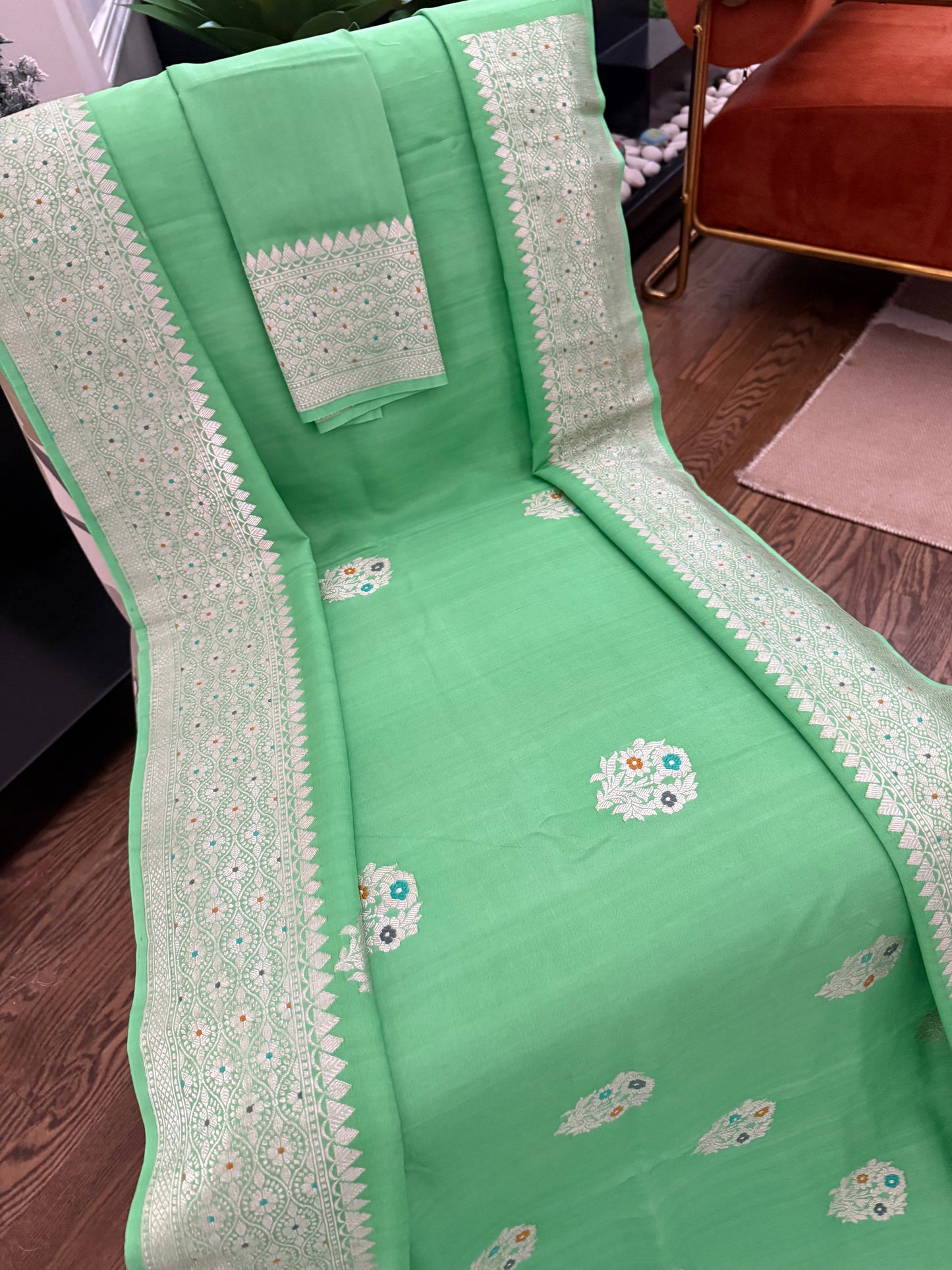 Kaduwa butta Tusser Banarasi Saree - Seafoam Green