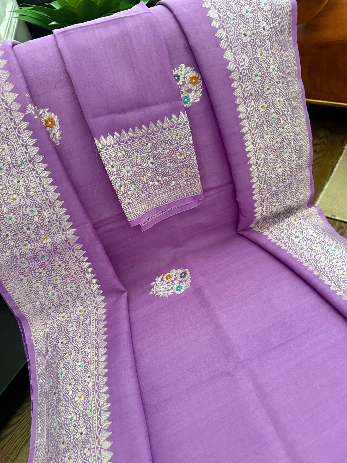 Kaduwa butta Tusser Banarasi Saree - Lavender